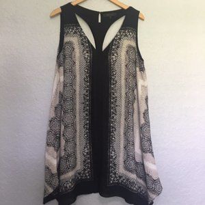 BCBGMAXAZRIA “Amelia” Printed Short Cutout Dress L